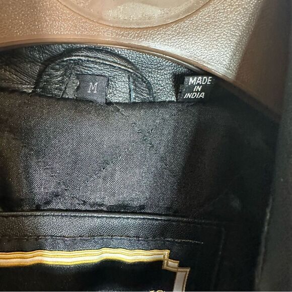 Men's Black Leather Jacket - Picture 5 of 7